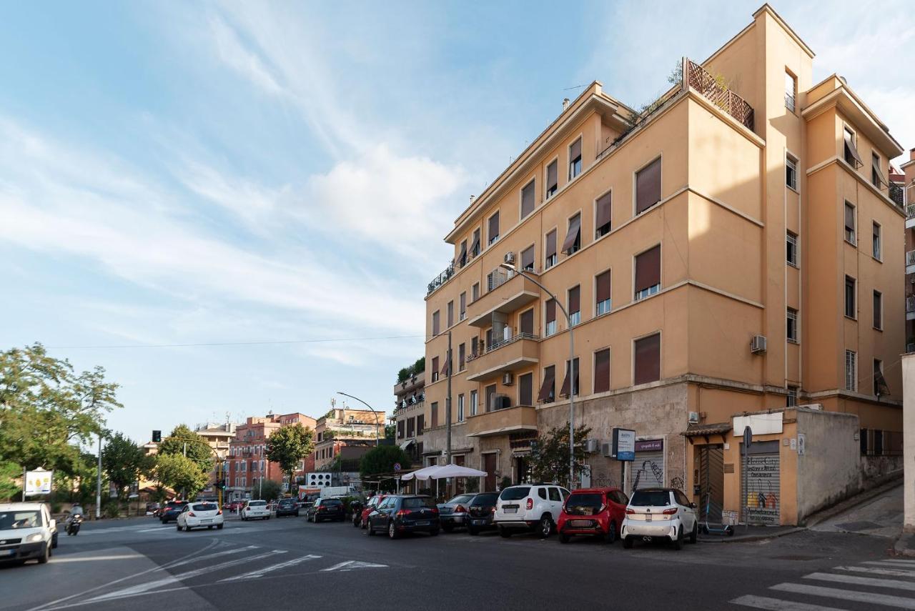 Penthouse Apartment With Terrace Close To Vatican Rome Exterior photo